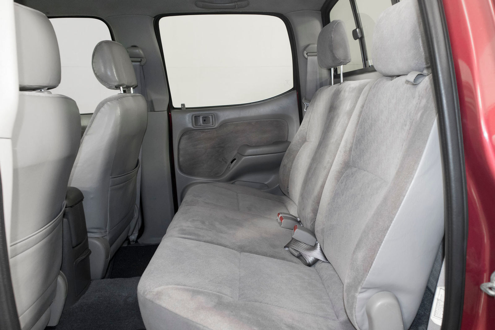 Toyota Tacoma 2003 - Image 2