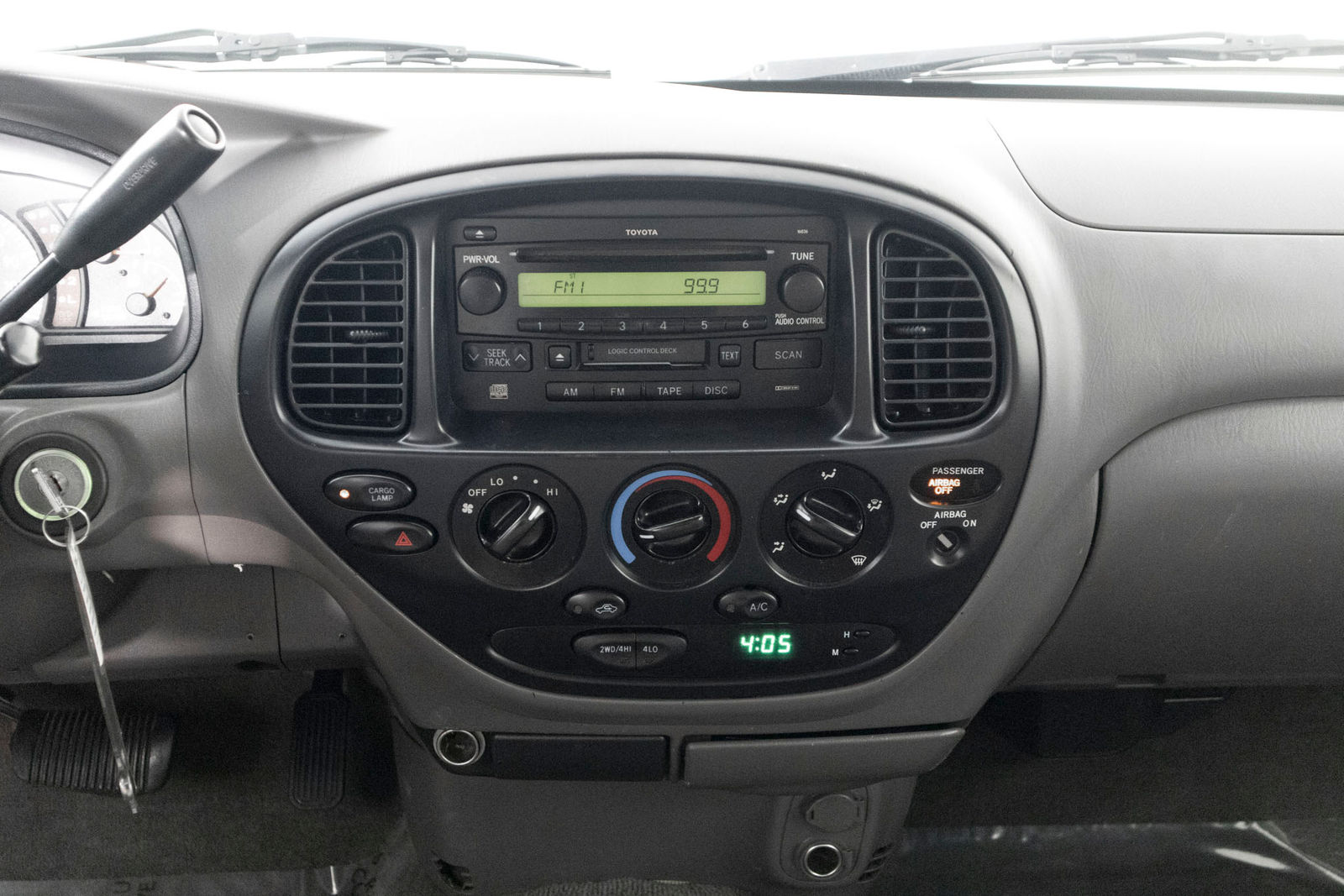 Toyota Tundra SR5 TRD Offroad 2003 - Image 5