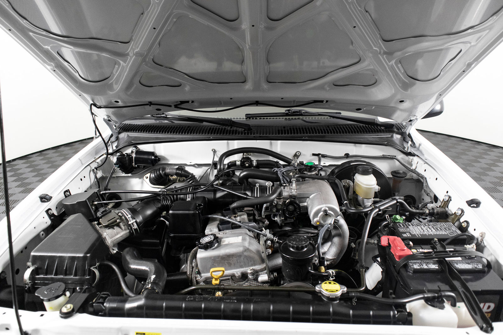 Toyota Tacoma 2002 - Image 9