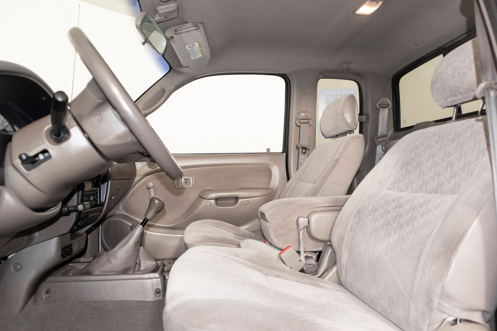 Toyota Tacoma 2002 - Image 10
