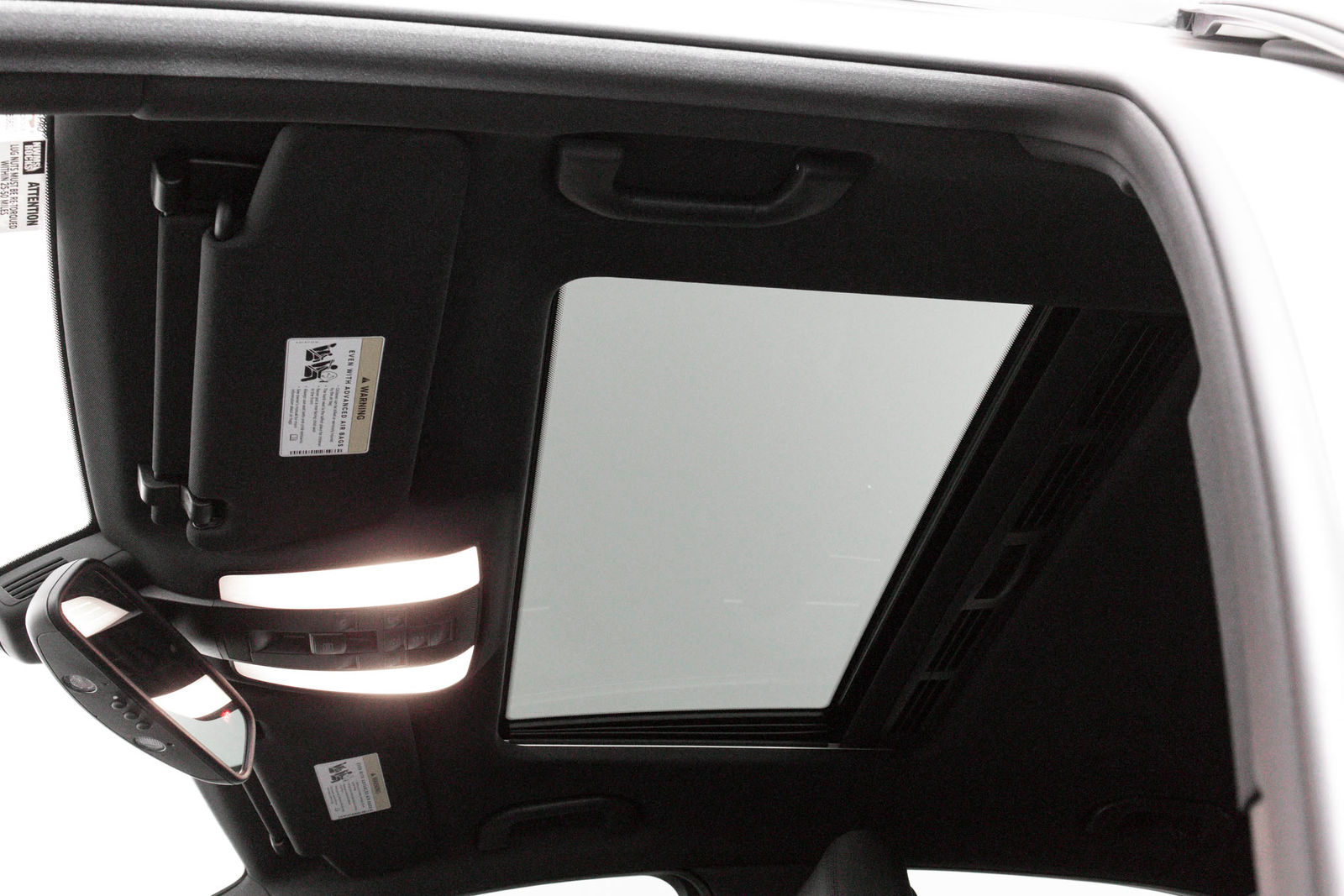 Mercedes-Benz E350 2011 - Image 19