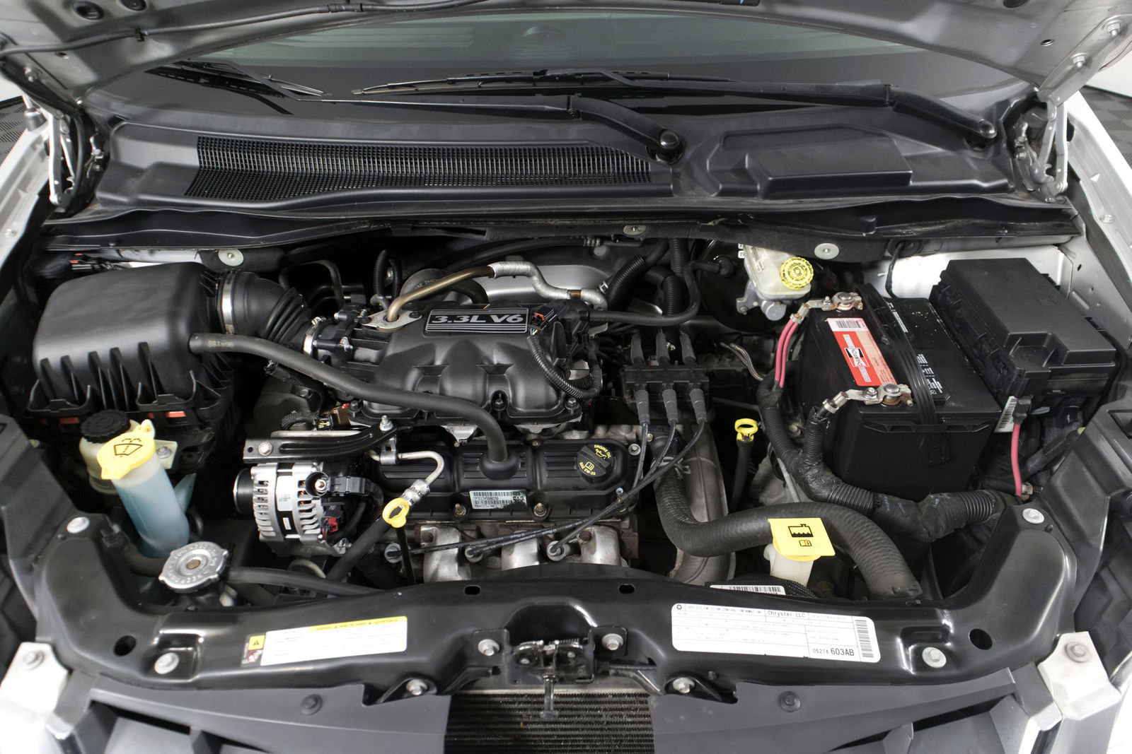 Chrysler Town And Country LX 2009 - Image 18