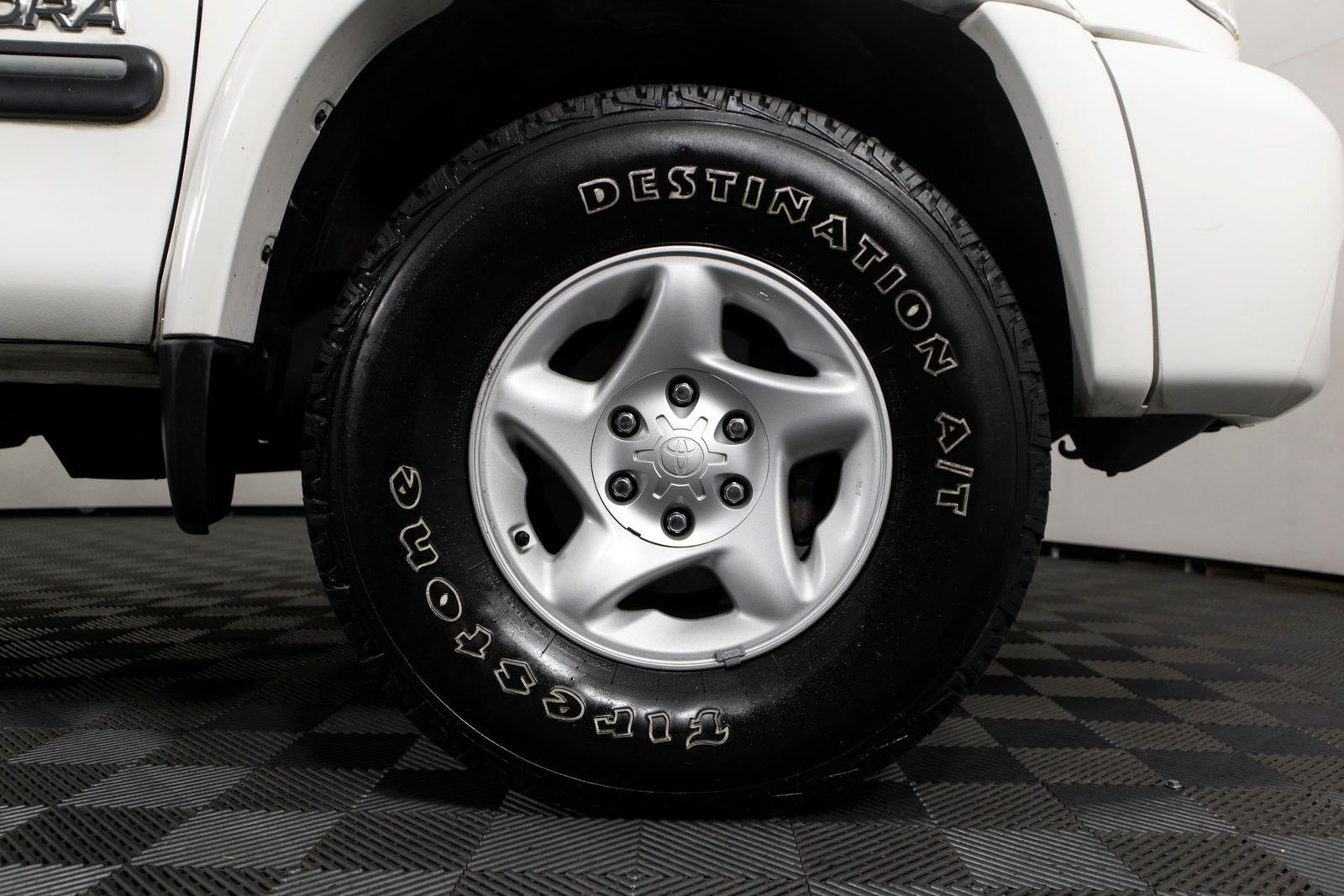 Toyota Tundra SR5 TRD Offroad 2003 - Image 17